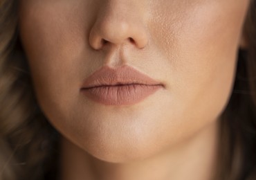 Todo lo que debes saber sobre el aumento de labios con acido hialuronico